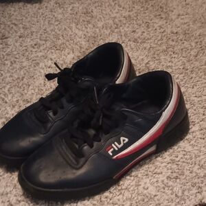 Fila Men's Navy and Red Sneakers